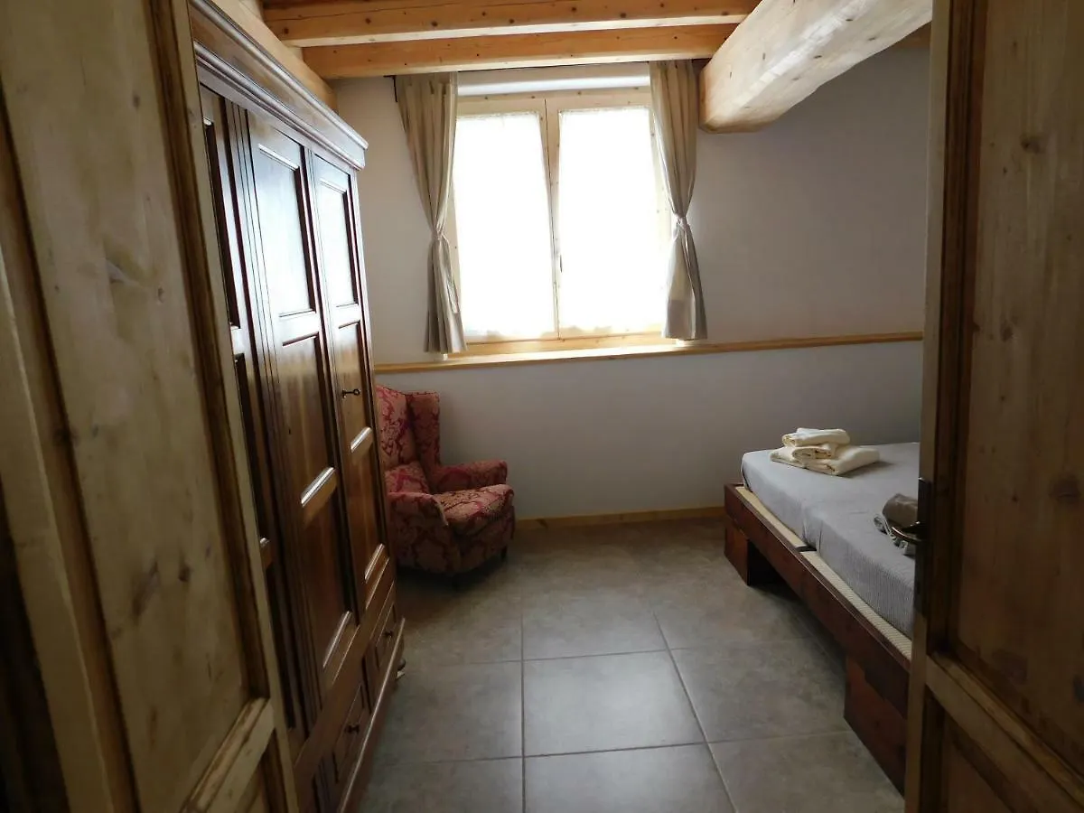 Hotel La Casa Di Paglia San Felice del Benaco Gasthof